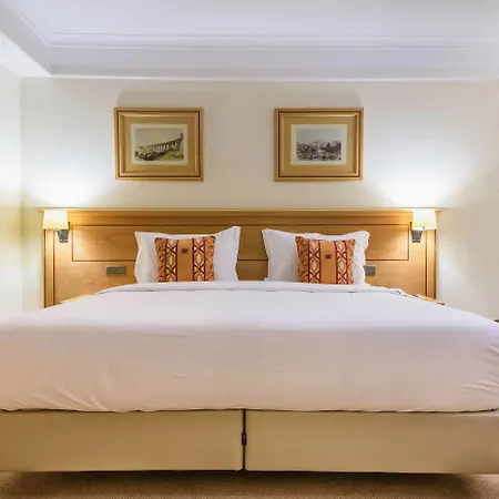 Real Palacio Lissabon