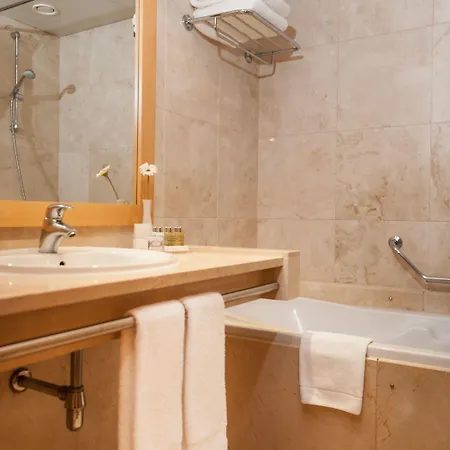 Real Palacio Готель 5*