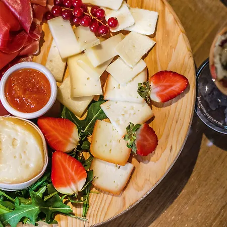 Real Palacio Hotel 5*