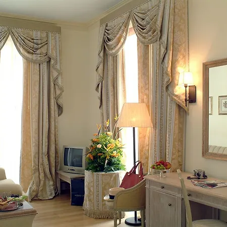 Hotel Real Palacio
