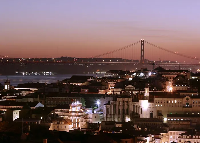 Real Palacio Hotel 5*