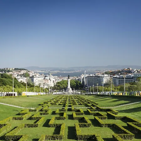 Real Palacio מלון