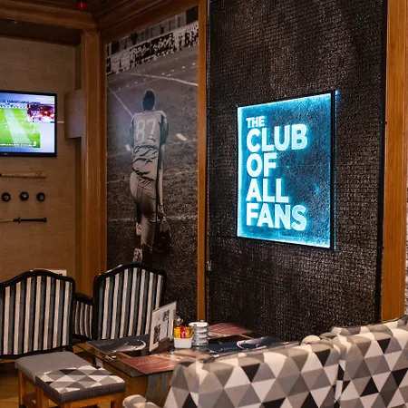 מלון Real Palacio ליסבון