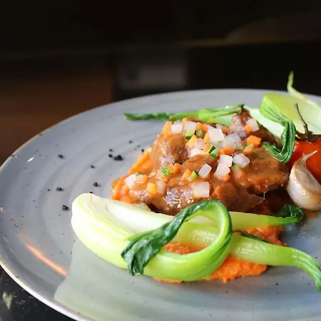 Real Palacio מלון 5*