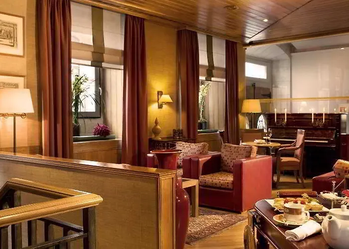 Szálloda Real Palacio 5*